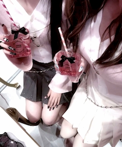 みに🥨レリアン