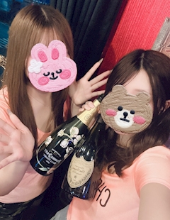 なな「出勤🫶🏻先週ありがとう🍾🥂🎡」