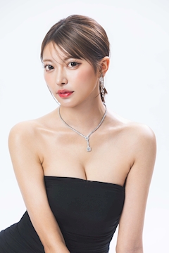 プロフィール写真2・神山 れん｜BARCELONA 妃翠・ひすい - すすきのニュークラブ（キャバクラ）