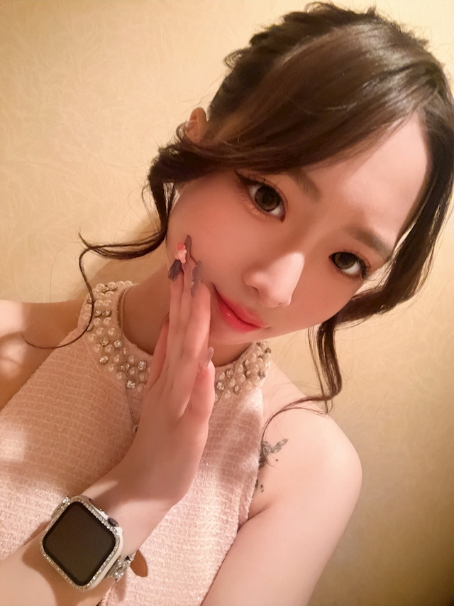 プロフィール写真2・メグ｜