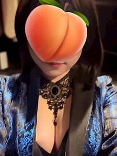 プロフィール写真1・もも｜昼夜Girls Bar NEO 新宿店・ネオ - 歌舞伎町のガールズバー