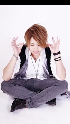 プロフィール写真3・仔犬@ゲイザラス｜MIX BAR GAYSЯUS -ゲイザらス- ・ゲイザラス - 高円寺のオカマ/ニューハーフ