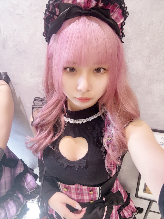 プロフィール写真2・めい【荻窪ヴェルファーレ】｜
