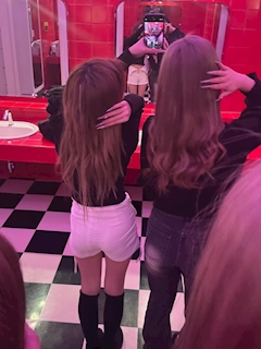 りり 💙 【Hills】「21時から🫡」