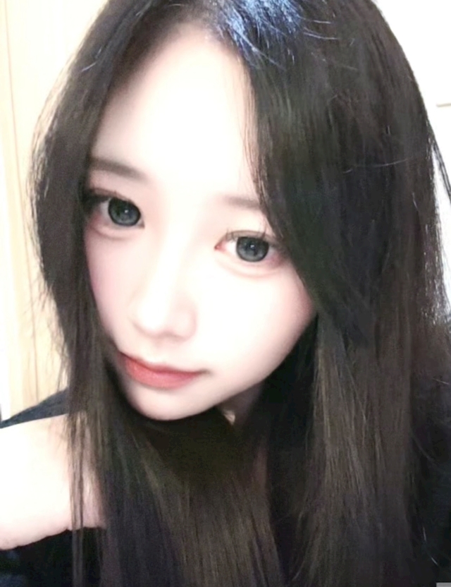 プロフィール写真2・もね はちくろ|