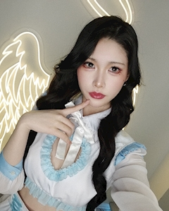 ゆうり「✌🏻」