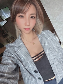 ななママ