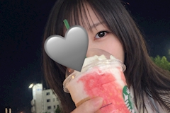 スタバの🍓飲んだ？？