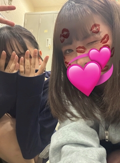 あんず🌈ViviLounge🌈「おはー」