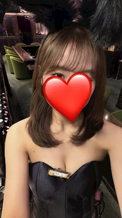 花咲　えみ「1年ぶりに✂️♡」