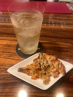 りさ「新規開拓しました🍸🧸」
