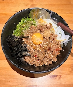 まや