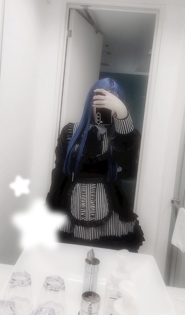 夜夢 (やむ。) honey bee