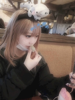 プロフィール写真1・あき｜Girl's bar & Darts Luna Lounge・ルナラウンジ - 自由が丘駅前のガールズバー