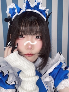 最近ブログを始めた女の子