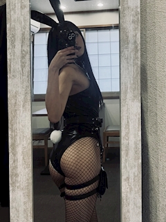 プロフィール写真3・しあ｜焼肉とバニーガール 野田阪神店 - 野田阪神のガールズバー