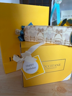菜々「Presents for me 💝」
