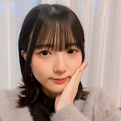 最近ブログを始めた女の子