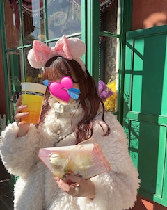 最近ブログを始めた女の子