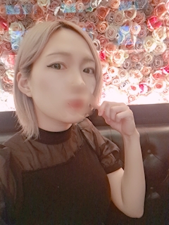 プロフィール写真1・🧚‍♀️🌹ゆりあ🌹🧚‍♀️🪄｜GIRLS BAR PIXXXY・ピクシー - 八王子のガールズバー