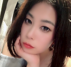 プロフィール写真1・高見沢 葵｜CLUB ONE CHAN ミナミ 宗右衛門・ワンチャン ミナミ ソエモンチョウ - ミナミの熟女パブ/熟女キャバクラ