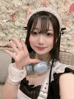 最近ブログを始めた女の子