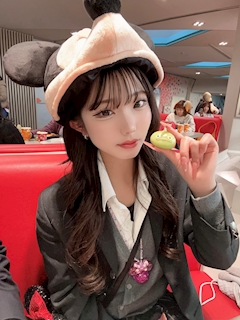 プロフィール写真5・らな🏫3BS｜3年B組 宗右衛門校 - ミナミのガールズバー