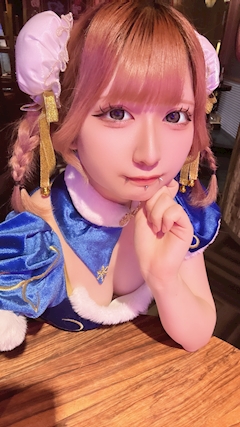 プロフィール写真2・かなで｜Succubus&Angel Wings・サキュバスアンドエンジェルウイングス - 池袋東口のコンカフェ