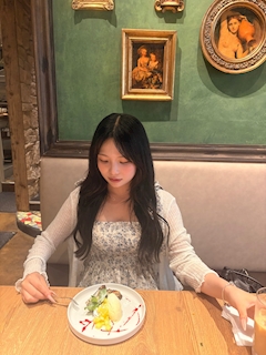 プロフィール写真5・みい|Regolith・レゴリス - 関内のガールズバー