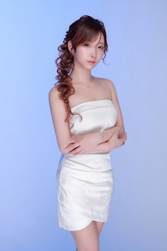プロフィール写真2・りつ｜CLUB Luxe・リュクス - 東心斎橋のキャバクラ