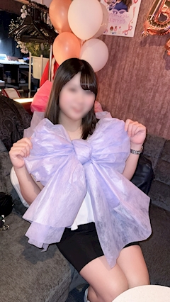 プロフィール写真4・あゆみ｜スナック LuCa・ルカ - 神田のパブ/スナック