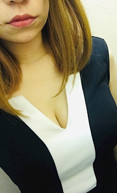 プロフィール写真1・まい｜スナック LuCa・ルカ - 神田のパブ/スナック