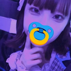 最近ブログを始めた女の子