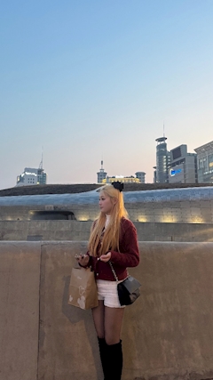 最近ブログを始めた女の子