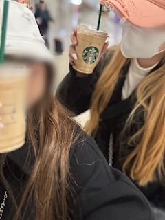 最近ブログを始めた女の子