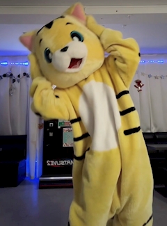 プロフィール写真1・アオ＆イシピー｜キミにとどけ！・キミニトドケ - 神田駅北口のガールズバー