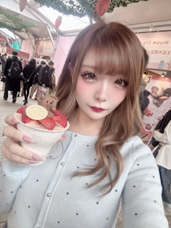 愛咲　萌「いちごだらけ🎀ིྀ🩷ྀི」