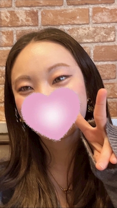 最近ブログを始めた女の子