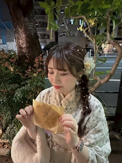 プロフィール写真3・モナ【新橋JJ自由時間】｜JJ-自由時間-・ジェイジェイ - 新橋のガールズバー