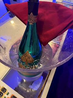 プロフィール写真3・らいな｜Girl's Bar AQUA・アクア - 本厚木駅南口のガールズバー