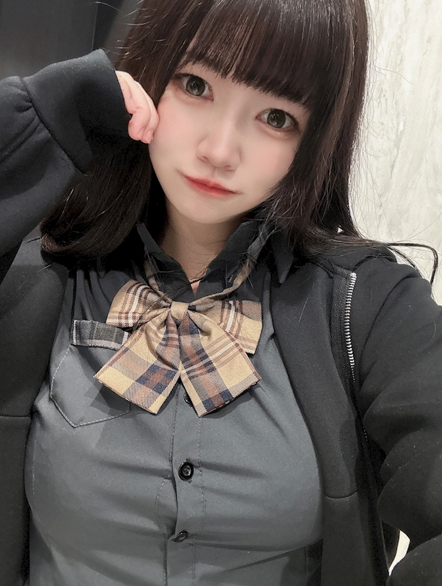 🩷るな❤︎秋葉原LaDen本館💛