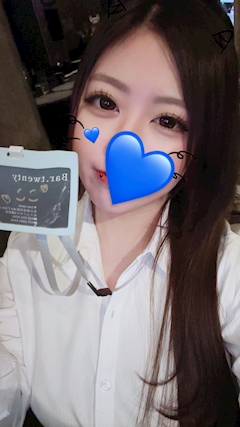 プロフィール写真1・ここ💙｜Bar.twenty・バートゥエンティ - 名古屋 栄のガールズバー