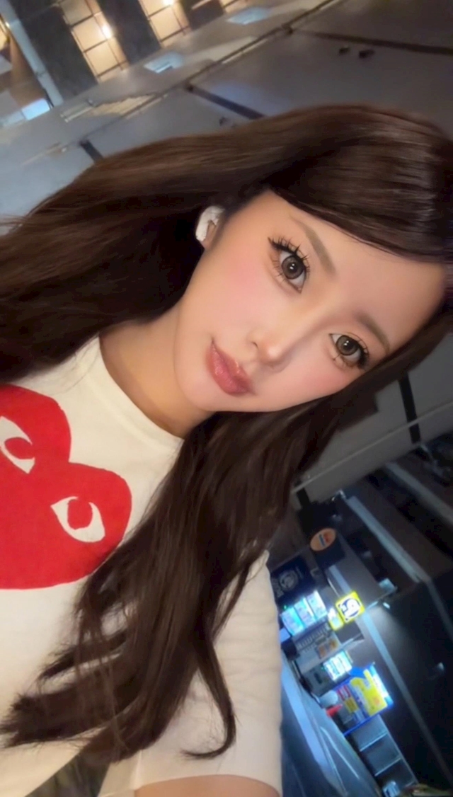 プロフィール写真1・アリス【THE LOUNGE】|