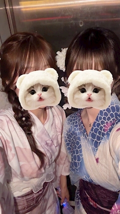 ひな「思い出たくさん🤳🏻💞」