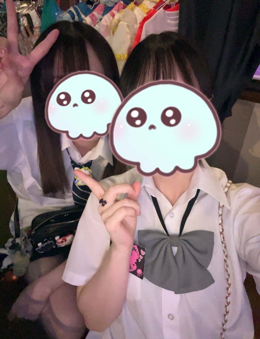 キャスト同士で撮影した仲良し写真