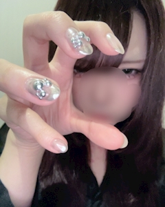 らく「出勤！💅🏻💇‍♀️」