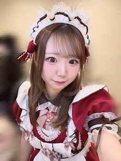 プロフィール写真3・ひな🐣|ろぜきゃす・ロゼキャス - 池袋東口のコンカフェ