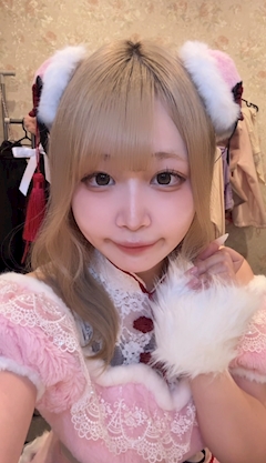 プロフィール写真3・れいか｜ろぜきゃす・ロゼキャス - 池袋東口のコンカフェ