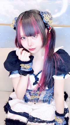 プロフィール写真1・幽かな🩻かすかな|ろぜきゃす・ロゼキャス - 池袋東口のコンカフェ