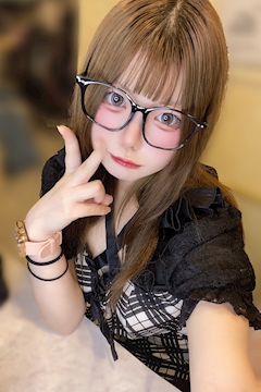プロフィール写真6・ゆのぴさん|ろぜきゃす・ロゼキャス - 池袋東口のコンカフェ